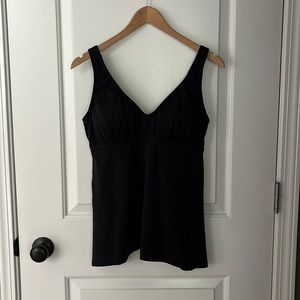 Swimsuits For All V-neck flowy tankini top